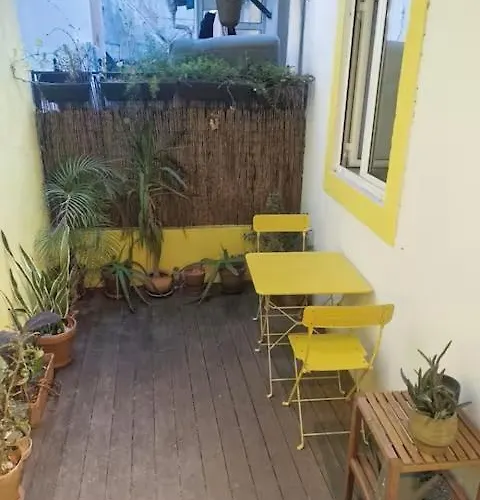 Апартаменты Vintage Terrace With Terrace By Homeful Homes Лиссабон