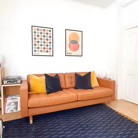 Vintage Terrace With Terrace By Homeful Homes Apartament