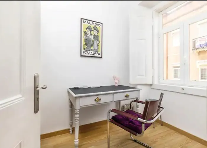 Apartamento Vintage Terrace With Terrace By Homeful Homes *